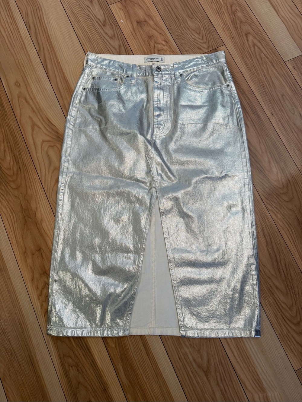 Abercrombie & Fitch High Rise Metallic Silver Coated Denim Midi Skirt 31 / 12